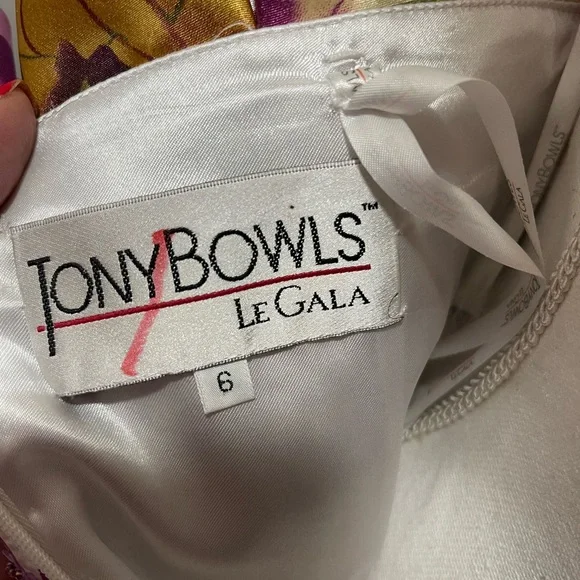 Authentic Tony Bowls Le Gala Short Prom Dress 110584 Multi Color Like New!!